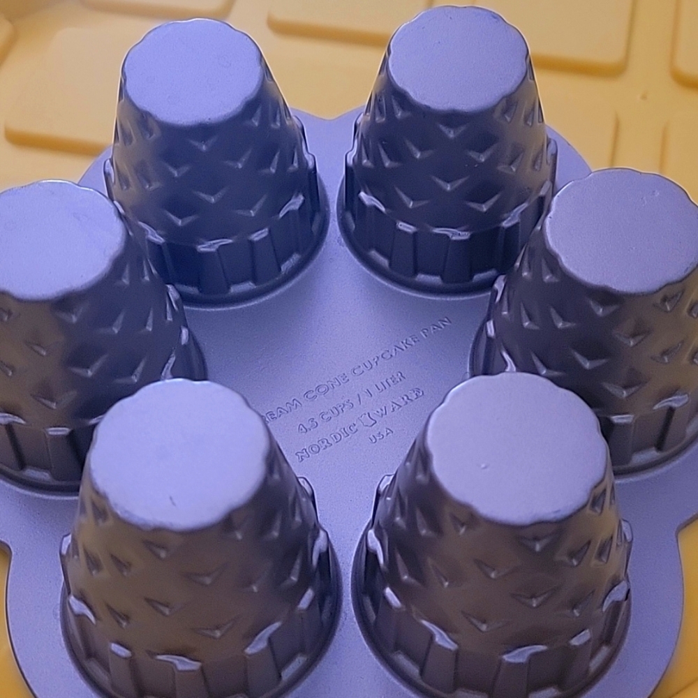 Nordic Ware Silver Cupcake Cone Pan